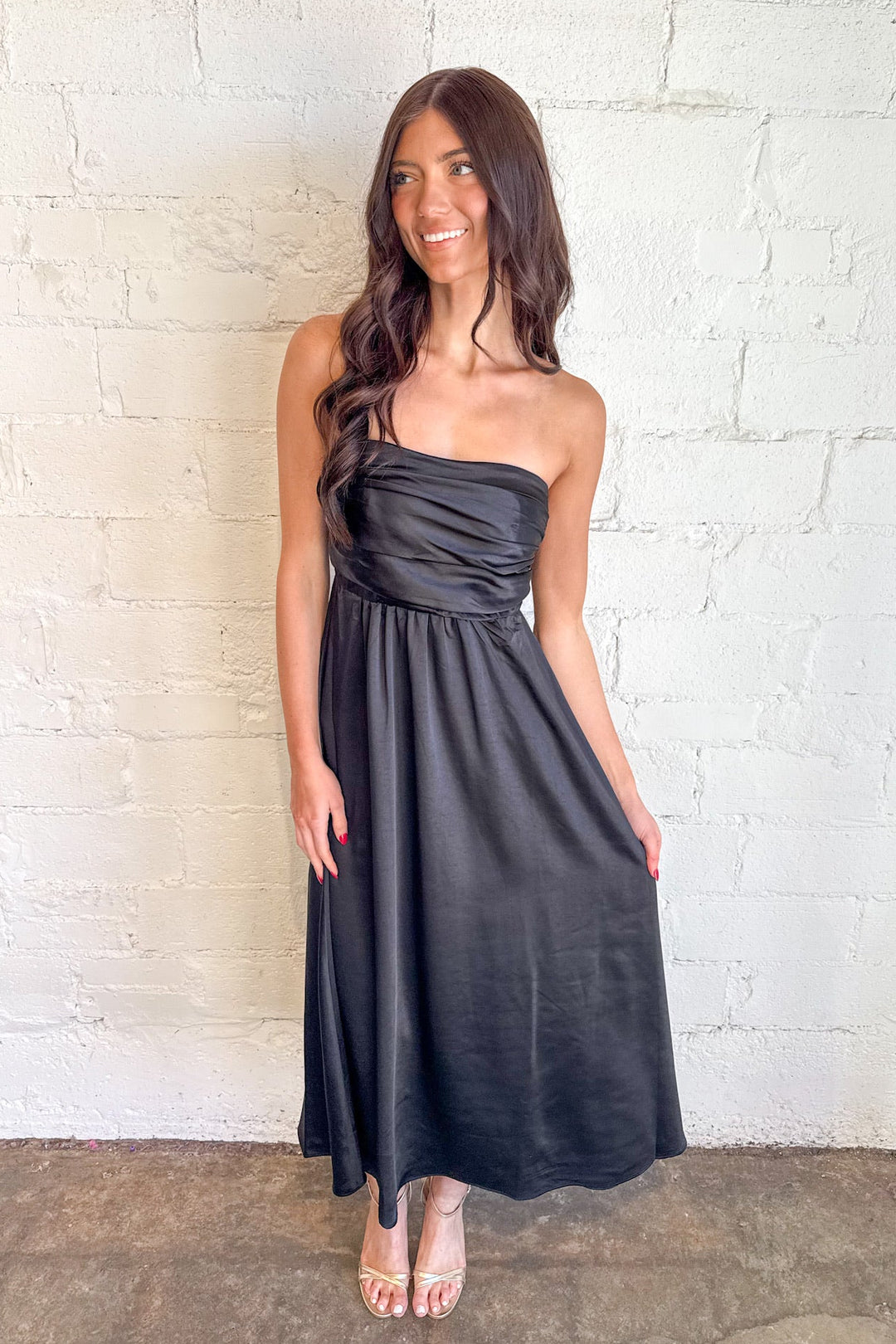 Cinnamon Twist Maxi Dress, Red Maxi Dress, Maxi Dress, Women's Dresses, Holiday Styles, Winter Styles, Formal Dresses, Adeline Boutique, Dallas Boutique