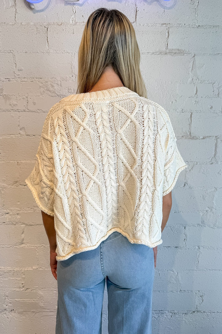 short-sleeve fall knit cream sweater