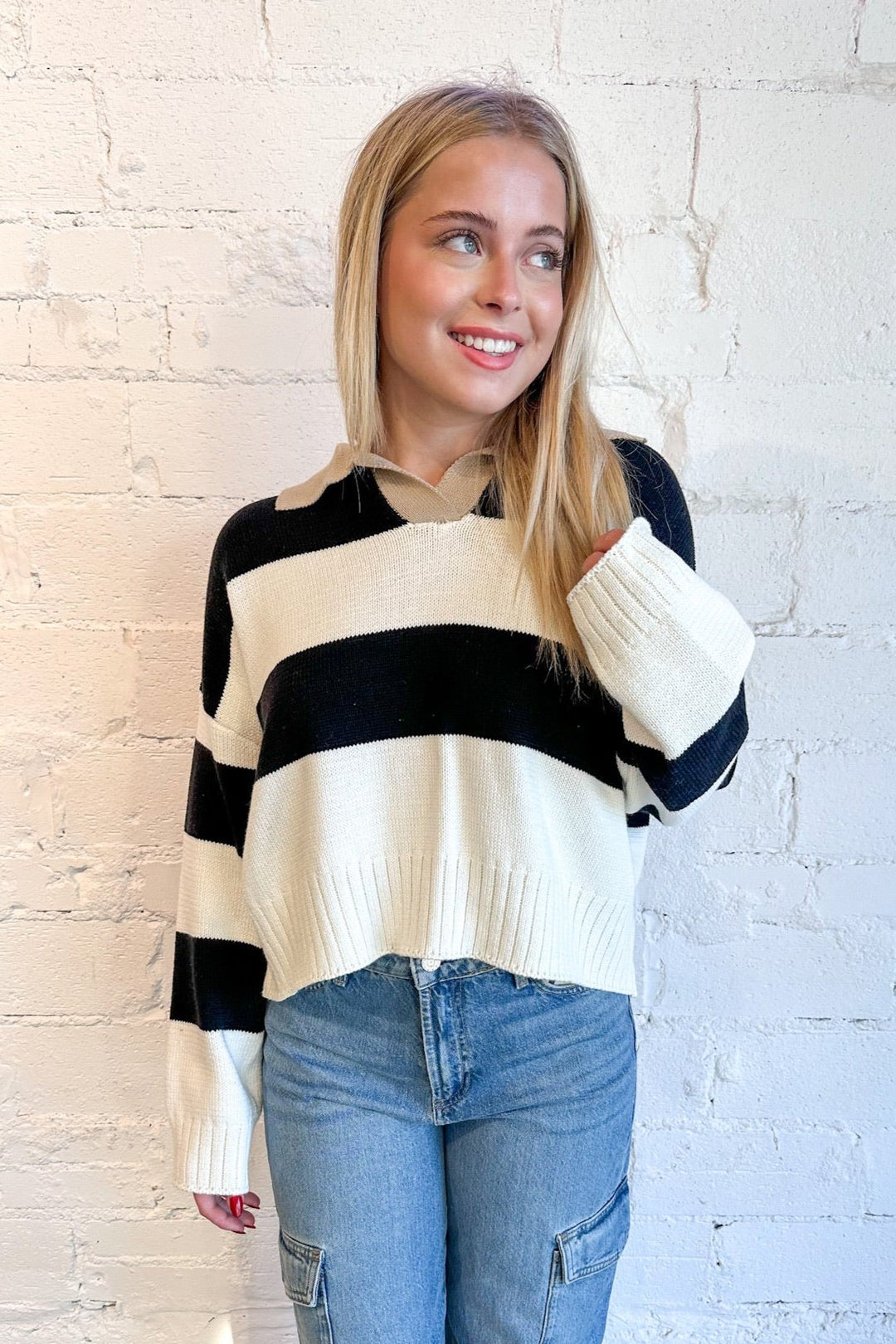 Chic Contrast Stripe Sweater, Stripe Sweater, Sweater, Fall Outfits, Dallas Boutique, Boutique Shopping, Boutique Sweaters 