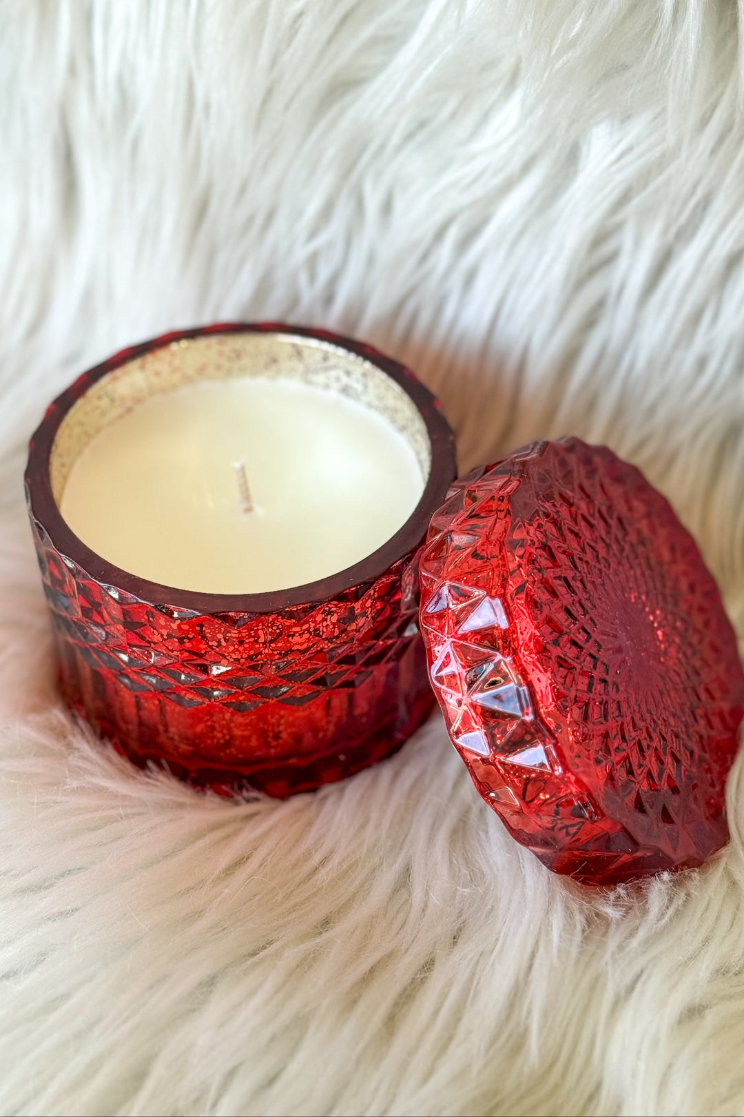 Holiday Spice 8oz Petite Shimmer Candle, Candles, Holiday Candles, Gift Ideas, Adeline Boutique, Dallas Boutique