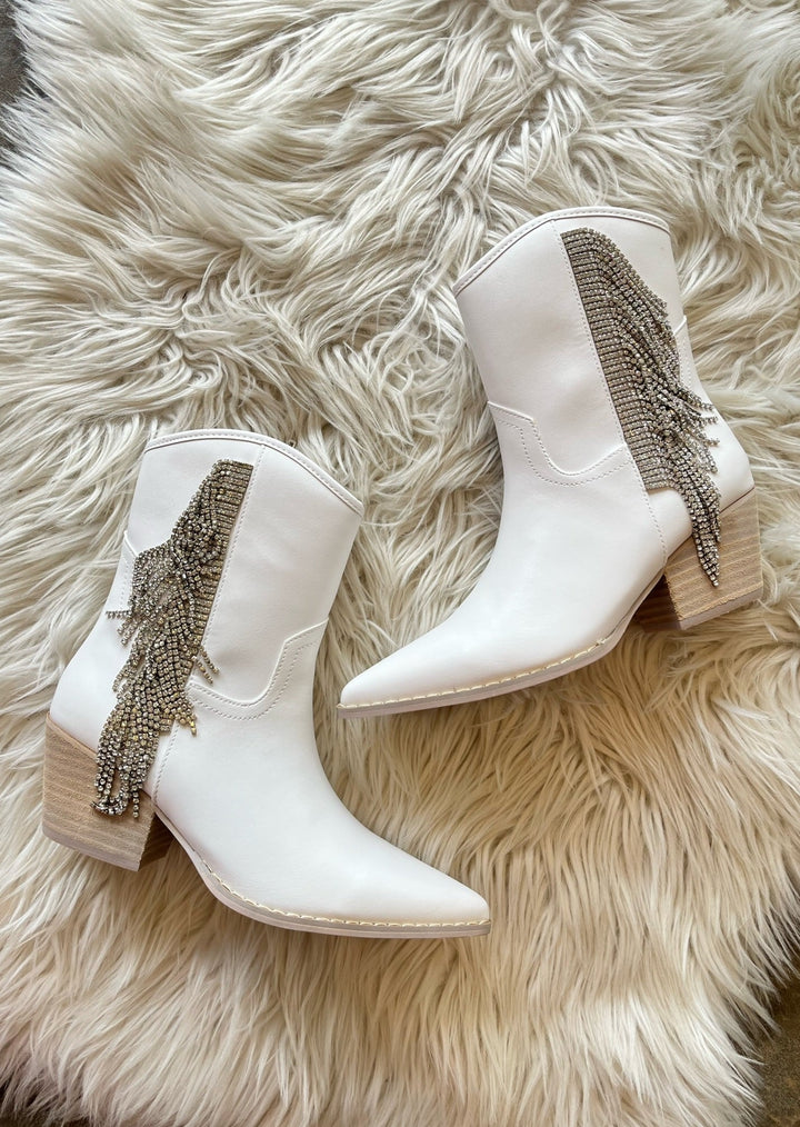 Layla Boot, Shoes, Adleine, Adeline, dallas boutique, dallas texas, texas boutique, women's boutique dallas, adeline boutique, dallas boutique, trendy boutique, affordable boutique