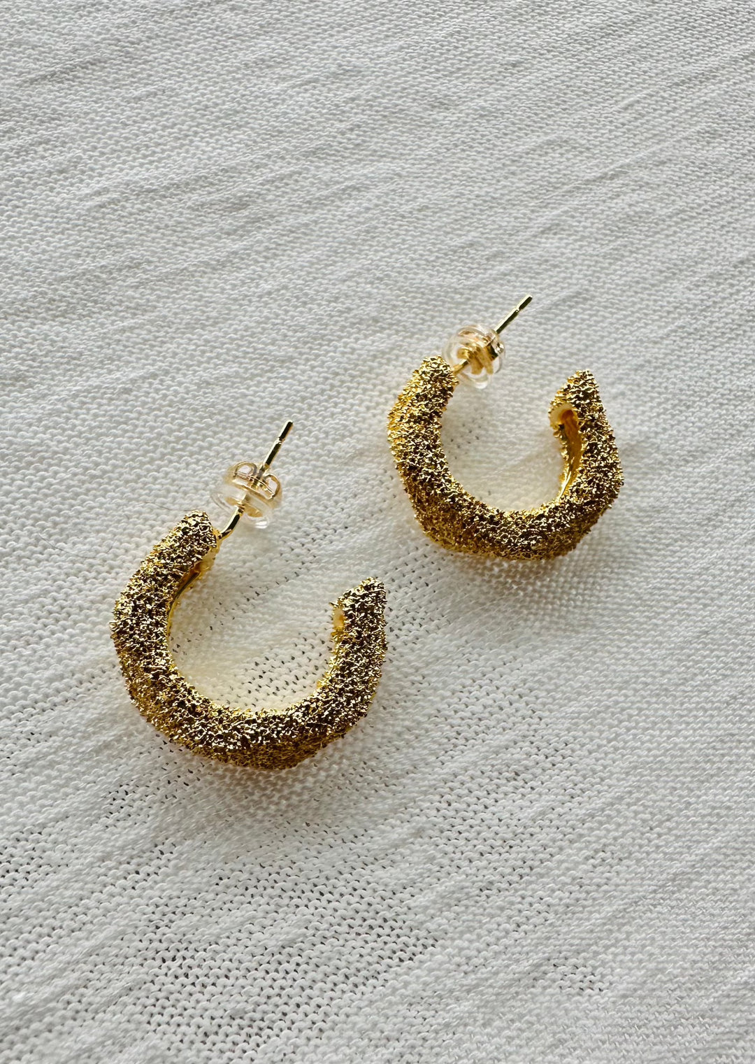 Textured Medium Gold Hoop, Jewelry, Adeline, Adeline, dallas boutique, dallas texas, texas boutique, women's boutique dallas, adeline boutique, dallas boutique, trendy boutique, affordable boutique