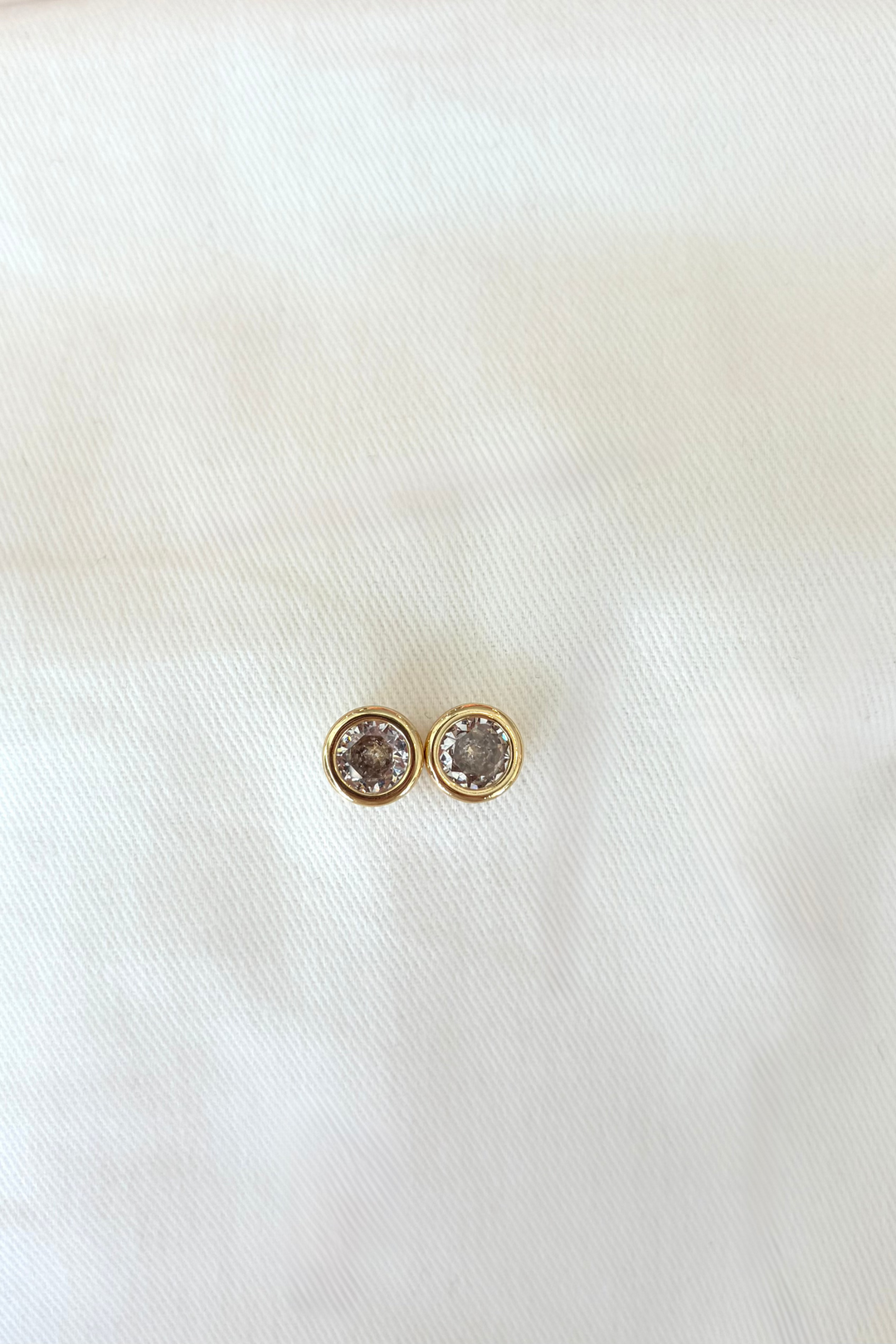 Round Crystal Studs, adeline boutique, dallas boutique, boutique