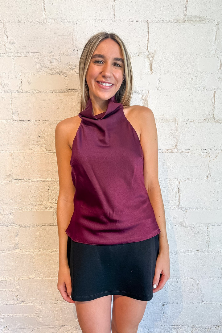 simple black skort
