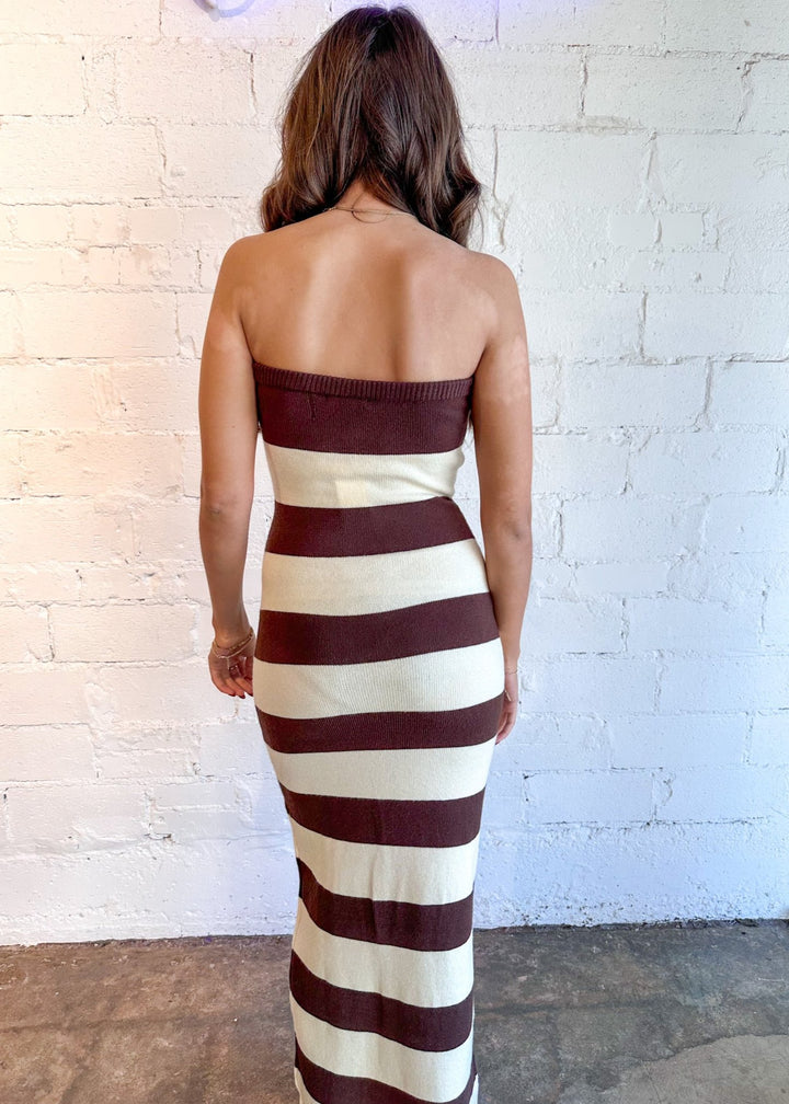 Brown maxi dress
Striped knit design
Women's casual dresses
Comfortable fashion
Flattering silhouette
Dallas boutique
Versatile styling
Summer wardrobe essentials
Trendy outfits
Effortlessly chic