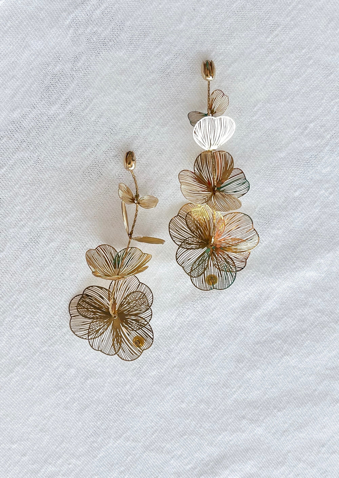 flower earrings, gold earrings, earring, earrings, jewelry